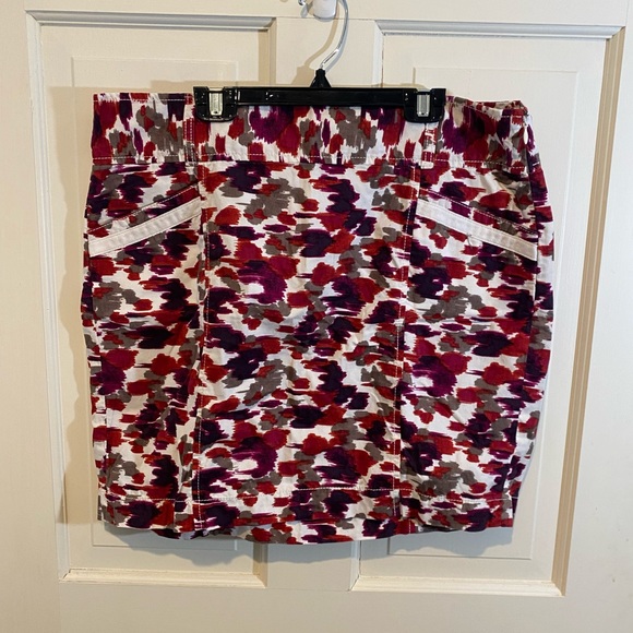 LOFT Dresses & Skirts - Ann Taylor Loft Skirt Size 12
